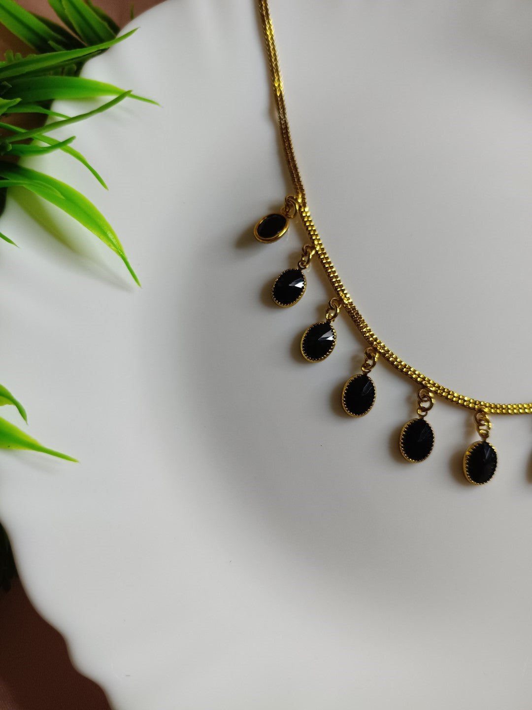 Black Oval Stone Charm Gold-Tone Necklace SS-54