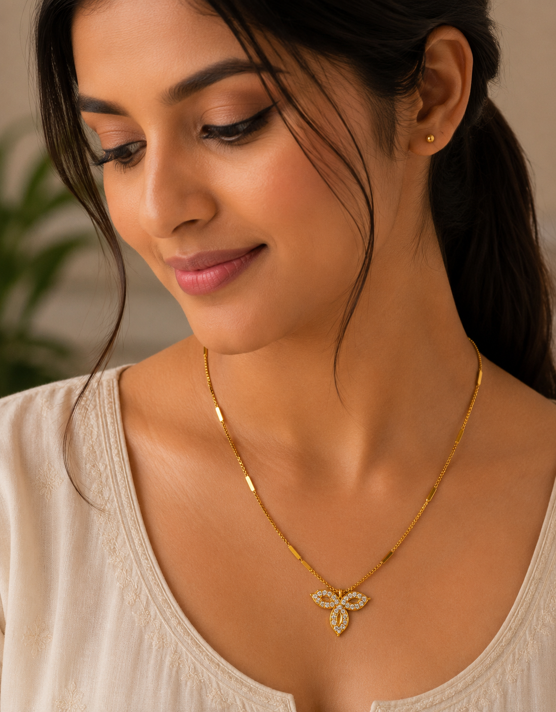 Golden Butterfly Crystal Pendant Necklace for Women SS-55